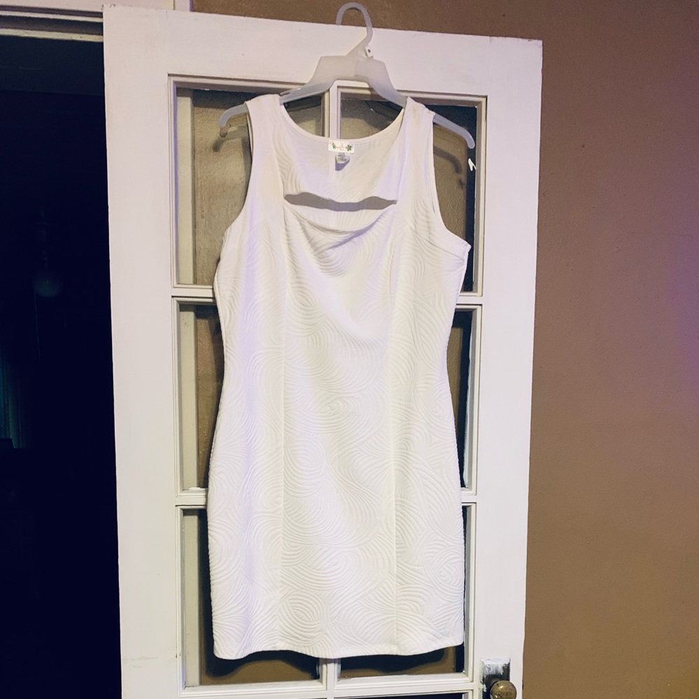 Check It Out Plus white body con dress